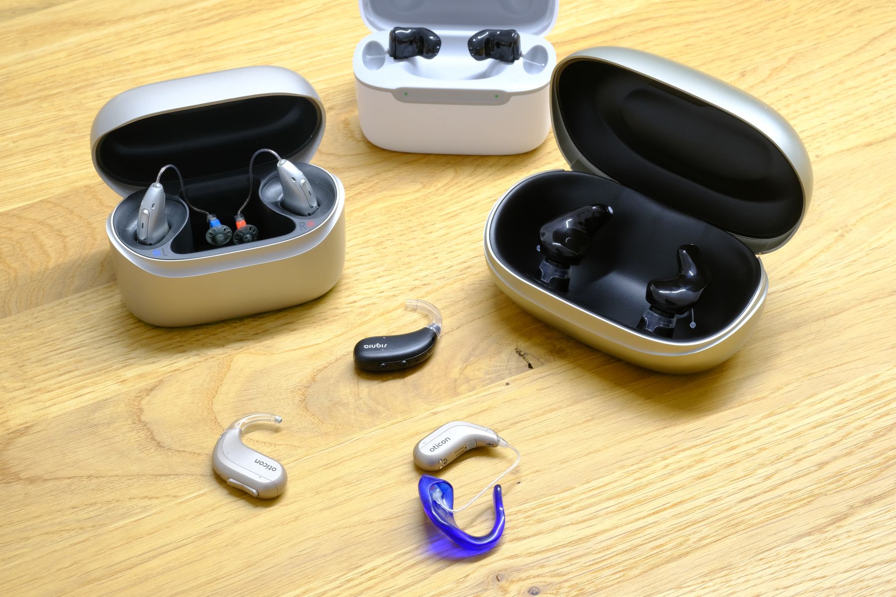 Auswahl verschiedener Hörgeräte